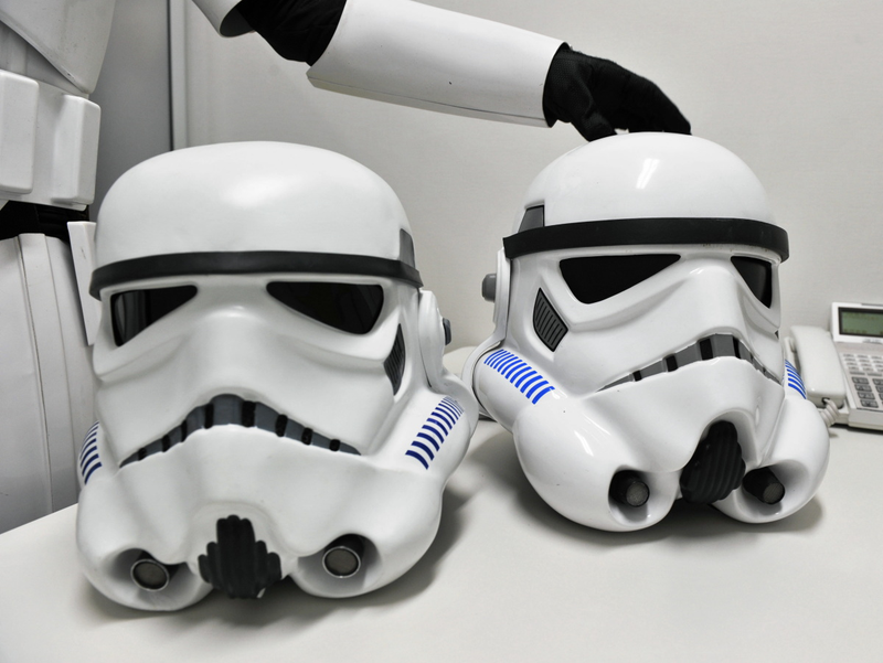 Illustration for article titled Darth Vader Invades South Osaka (Noooooooooo!)